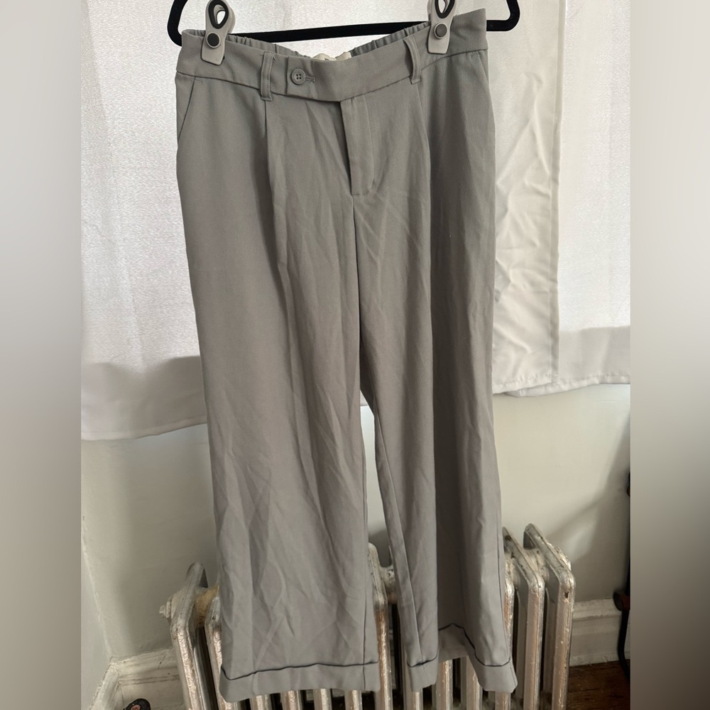 Women’s Gray Pants